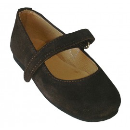 Mercedes serraje marrón.